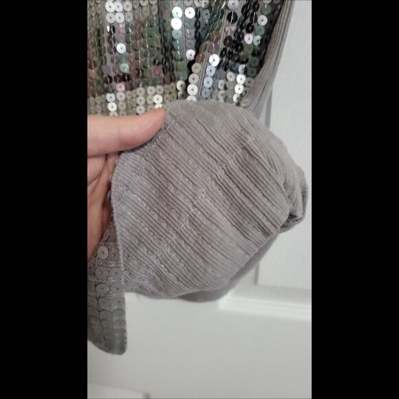 🌿​Maurices Women's Large Sequin Gray and Silver Striped Sparkle Tank Top - Picture 6 of 10